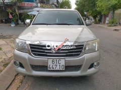 Bán xe Toyota Hilux 2.5 E đời 2012, màu bạc, nhập khẩu nguyên chiếc số sàn