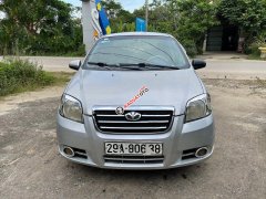 Cần bán gấp Daewoo Gentra MT đời 2009, màu bạc còn mới