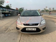 Bán Ford Focus 1.8MT đời 2011, màu bạc còn mới