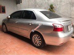 Cần bán xe Toyota Vios 1.5E 2011, màu bạc, giá 225tr