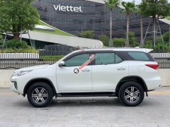 Cần bán xe Toyota Fortuner 2.7V 4x2 AT đời 2016, màu trắng, xe nhập, giá 828tr