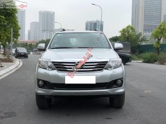 Cần bán lại xe Toyota Fortuner 2.7V 4x4 AT đời 2014, màu bạc, giá tốt