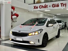 Cần bán Kia Cerato 2.0 năm sản xuất 2016, màu trắng, giá tốt