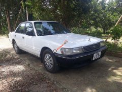 Bán xe Toyota Cressida năm 1990, màu trắng, nhập khẩu nguyên chiếc xe gia đình, giá tốt
