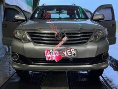 Cần bán lại xe Toyota Fortuner 2.5G đời 2012, màu bạc, 530 triệu