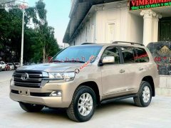 Cần bán lại xe Toyota Land Cruiser 4.6 v8 năm 2016, màu vàng 