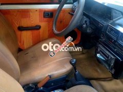 Cần bán Toyota Corolla năm 1985, màu trắng, giá 20tr