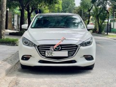 Bán xe Mazda 3 FL năm sản xuất 2017, màu trắng còn mới