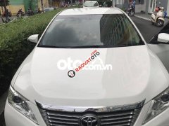 Bán xe Toyota Camry 2.5G sản xuất năm 2014, màu trắng, 705 triệu