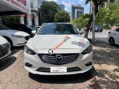 Cần bán Mazda 6 2.5AT đời 2016, màu trắng, giá tốt