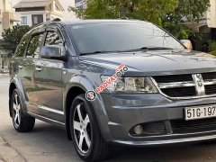 Bán Dodge Journey 2.7 V6 sản xuất 2009, màu xám, nhập khẩu xe gia đình, giá 630tr