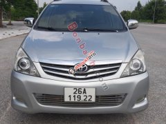 Bán xe Toyota Innova V đời 2011, màu bạc  