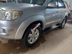 Bán Toyota Fortuner 2.5G đời 2012, màu bạc 