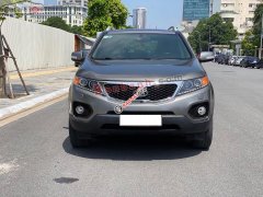Cần bán gấp Kia Sorento 2.4 AT sản xuất năm 2013, màu xám