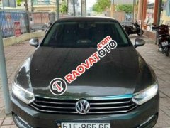 Cần bán lại xe Volkswagen Passat GP 2016, màu xám, giá tốt