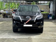 Bán Toyota Fortuner 2.4G 4x2 MT sản xuất năm 2017, màu đen, nhập khẩu xe gia đình, giá 760tr