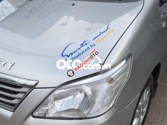 Bán Toyota Innova E sản xuất 2012, màu bạc còn mới