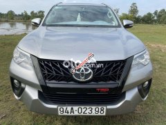 Bán Toyota Fortuner MT sản xuất 2017, màu bạc, nhập khẩu