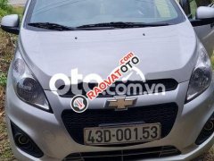 Bán Chevrolet Spark LS đời 2017, màu bạc, giá tốt