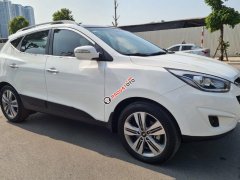 Cần bán Hyundai Tucson 2.0AT 4WD năm sản xuất 2014, màu trắng, nhập khẩu