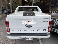 Cần bán gấp Ford Ranger AT năm sản xuất 2017, màu trắng, xe nhập còn mới
