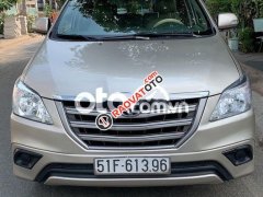 Bán Toyota Innova E đời 2016, màu bạc giá cạnh tranh