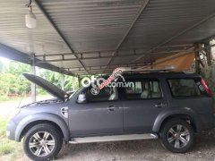 Cần bán gấp Ford Everest AT đời 2011, màu xanh lam còn mới