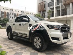 Bán ô tô Ford Ranger XLS sản xuất 2017, hai màu, xe nhập
