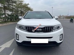 Cần bán xe Kia Sorento DATH sản xuất 2017, màu trắng, giá chỉ 748 triệu