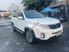 Cần bán lại xe Kia Sorento GATH sản xuất 2016, màu trắng, 550 triệu