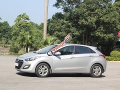 Bán Hyundai i30 AT năm sản xuất 2013, màu bạc, nhập khẩu, 398 triệu