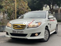 Xe Hyundai Avante 1.6MT sản xuất năm 2016, màu trắng, nhập khẩu nguyên chiếc giá cạnh tranh