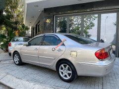 Bán Toyota Camry 3.0V năm sản xuất 2004, màu bạc