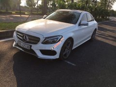 Cần bán lại xe Mercedes C300 AMG năm sản xuất 2016, màu trắng