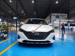 Bán xe Hyundai Accent AT năm 2021, màu trắng