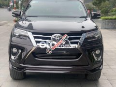 Cần bán Toyota Fortuner 2.7 V 4x2 AT năm 2017, màu đen