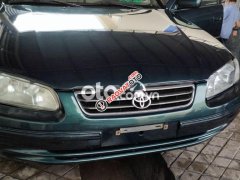 Xe Toyota Camry GLi sản xuất năm 2002, giá tốt