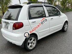 Cần bán gấp Daewoo Matiz SE năm sản xuất 2008, màu trắng 