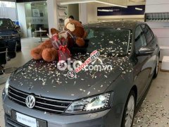 Cần bán xe Volkswagen Jetta 1.4L 2017, màu xám, nhập khẩu