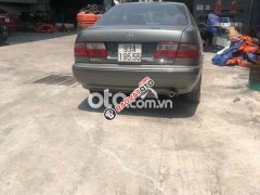 Cần bán xe Toyota Corona 2.0 sản xuất năm 1995 giá cạnh tranh