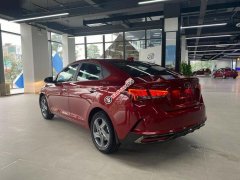 Bán ô tô Hyundai Accent năm 2022, màu đỏ Bán ô tô Hyundai Accent năm 2022, màu đỏ