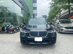 Bán BMW X7 xDrive 40i, M Sport 3.0 màu Đen sản xuất 2020, lăn bánh 6000 Km, mới 99%. Bán BMW X7 xDrive 40i, M Sport 3.0 màu Đen sản xuất 2020, lăn bánh 6000 Km, mới 99%.