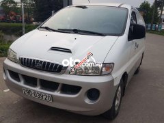 Cần bán lại xe Hyundai Starex năm 2001, màu bạc