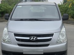 Bán ô tô Hyundai Grand Starex 2013, màu bạc, nhập khẩu chính hãng