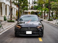 Cần bán xe màu đen