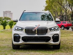 Xe mới, nội thất nâu da bò sang trọng