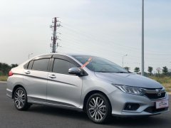 Cần bán xe còn mới giá 480tr