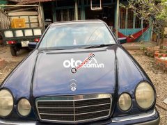 Mercedes E230 đời 1996 số sàn