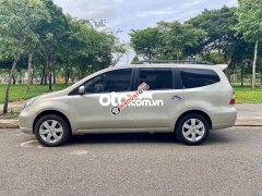 Nissan grand livina 1.8AT - 2011