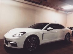Chính chủ bán xe Poscher panamera sx 2017 Lăn bánh 2018 